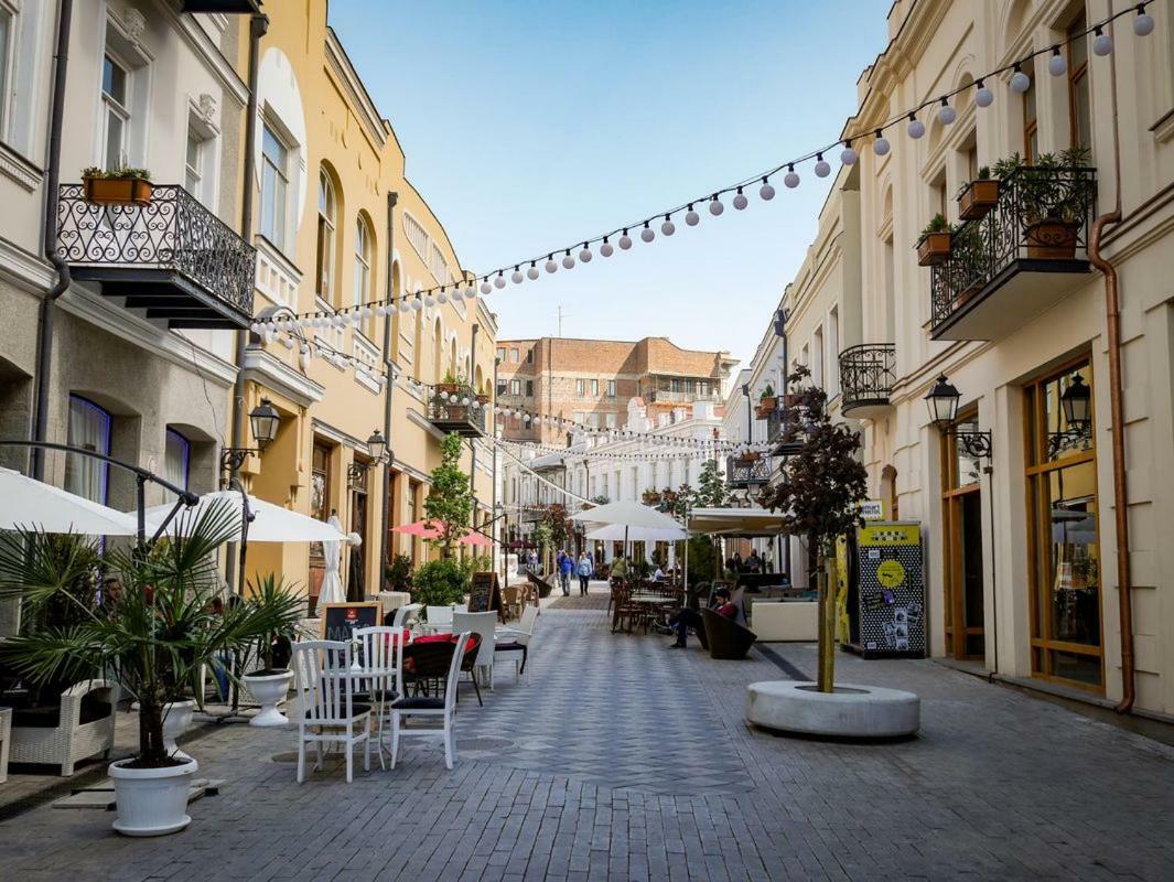12 Maksim Gorki Street Lägenhet Tbilisi Exteriör bild